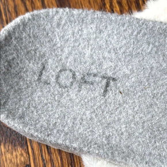 LOFT Women’s 6 Gray and Gold Sandals with Decorative Straps - Picture 2 of 3